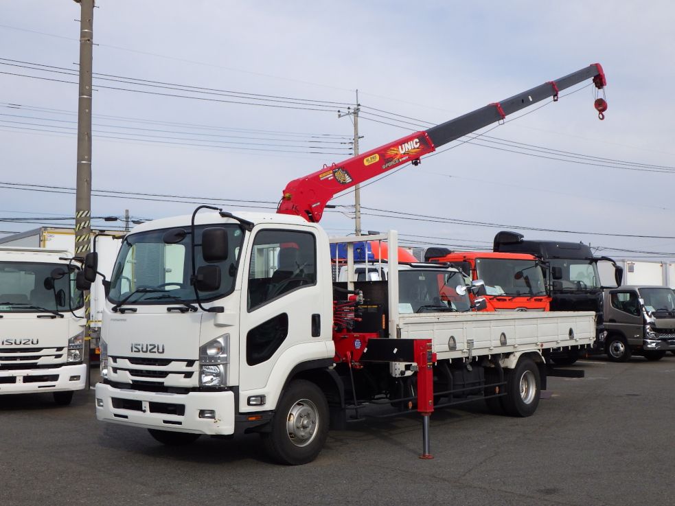 いすゞ フォワード 2PG-FRR90S1(2WD)の写真1