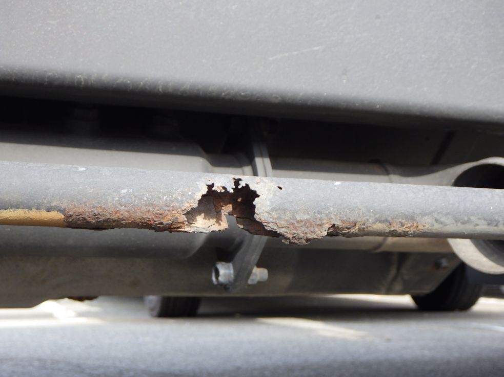 運転席側サイドバンパーに腐食・穴があります。|いすゞ フォワード 2PG-FRR90S1(2WD)の写真36