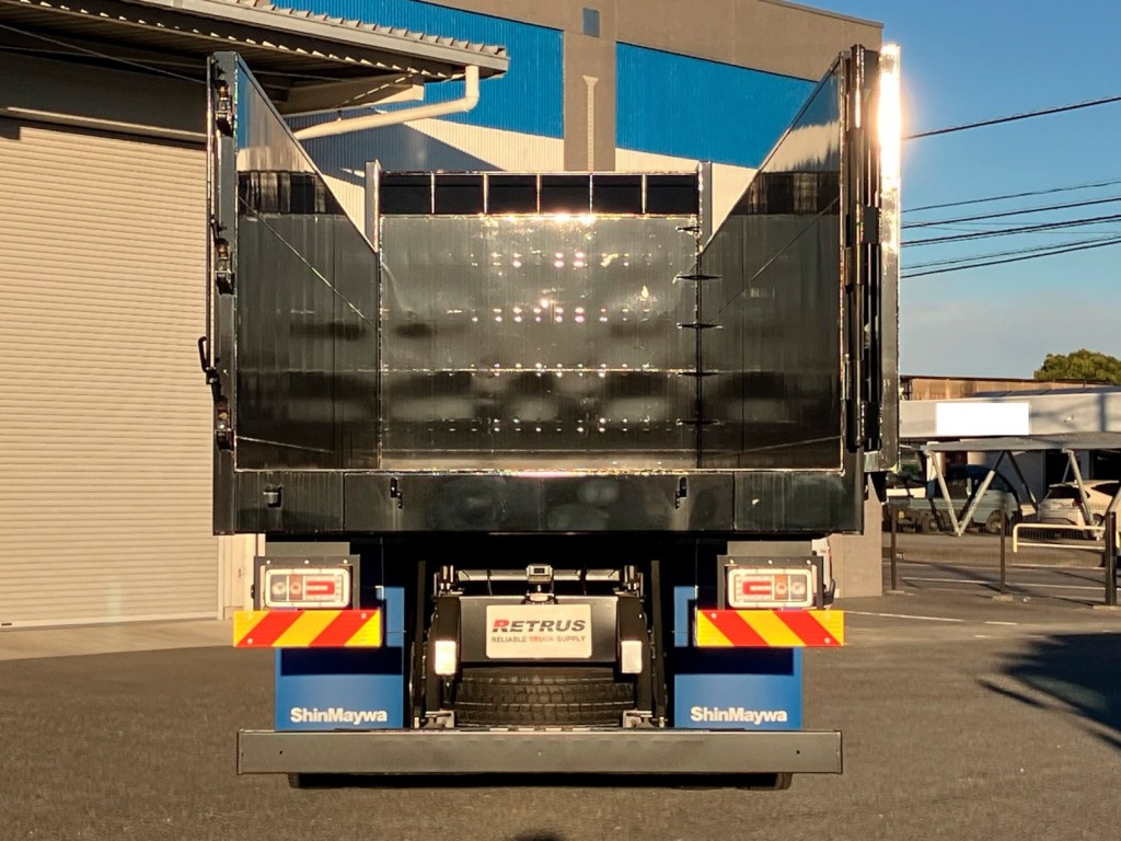 リヤゲートは片開き式です。|日野 プロフィア 2DG-FS1AHEの写真9