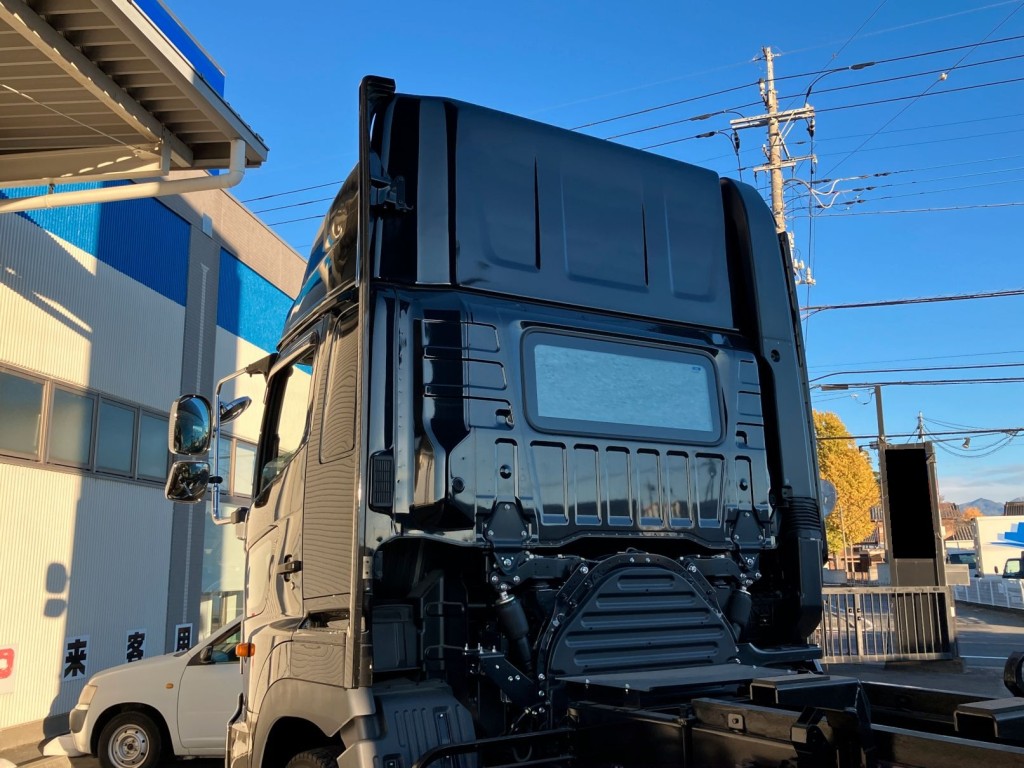 日野 プロフィア 2DG-FS1AHEの写真37