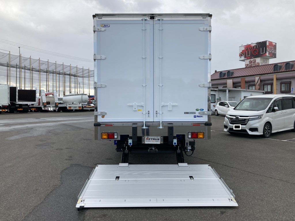 ゲートを接地させた状態です。|三菱 ファイター 2KG-FK65F(2WD)の写真15