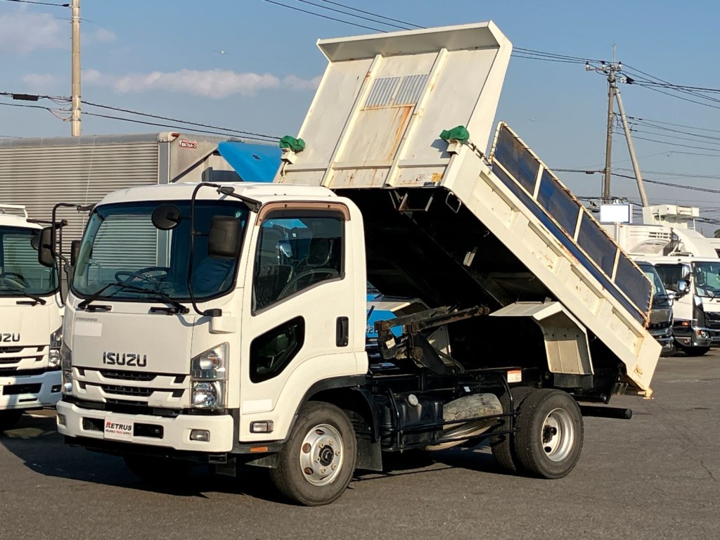 いすゞ フォワード TKG-FRR90S1(2WD)の写真1