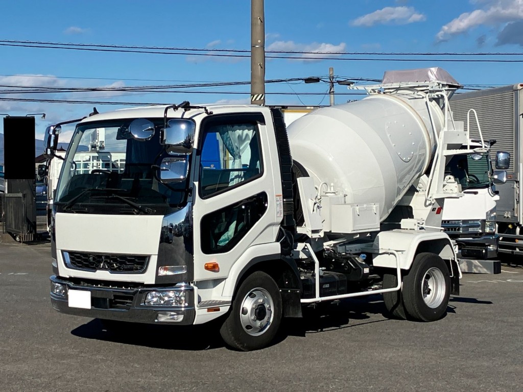 三菱 ファイター 2KG-FK72F(2WD)の写真1