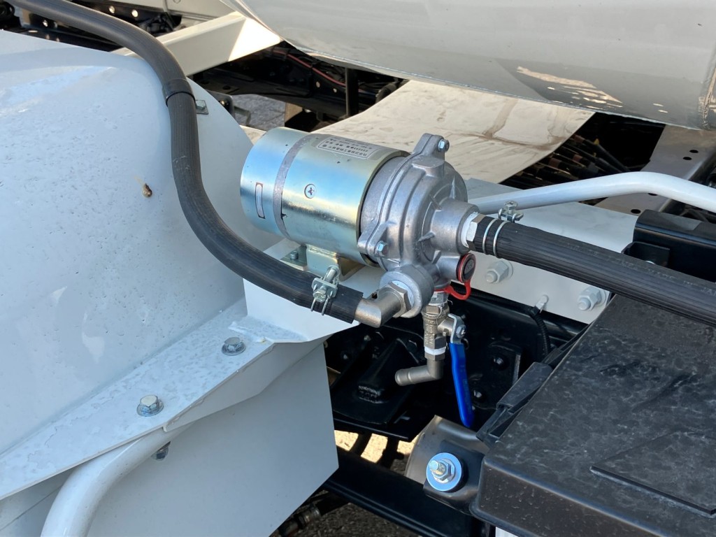 水ポンプです。|三菱 ファイター 2KG-FK72F(2WD)の写真20