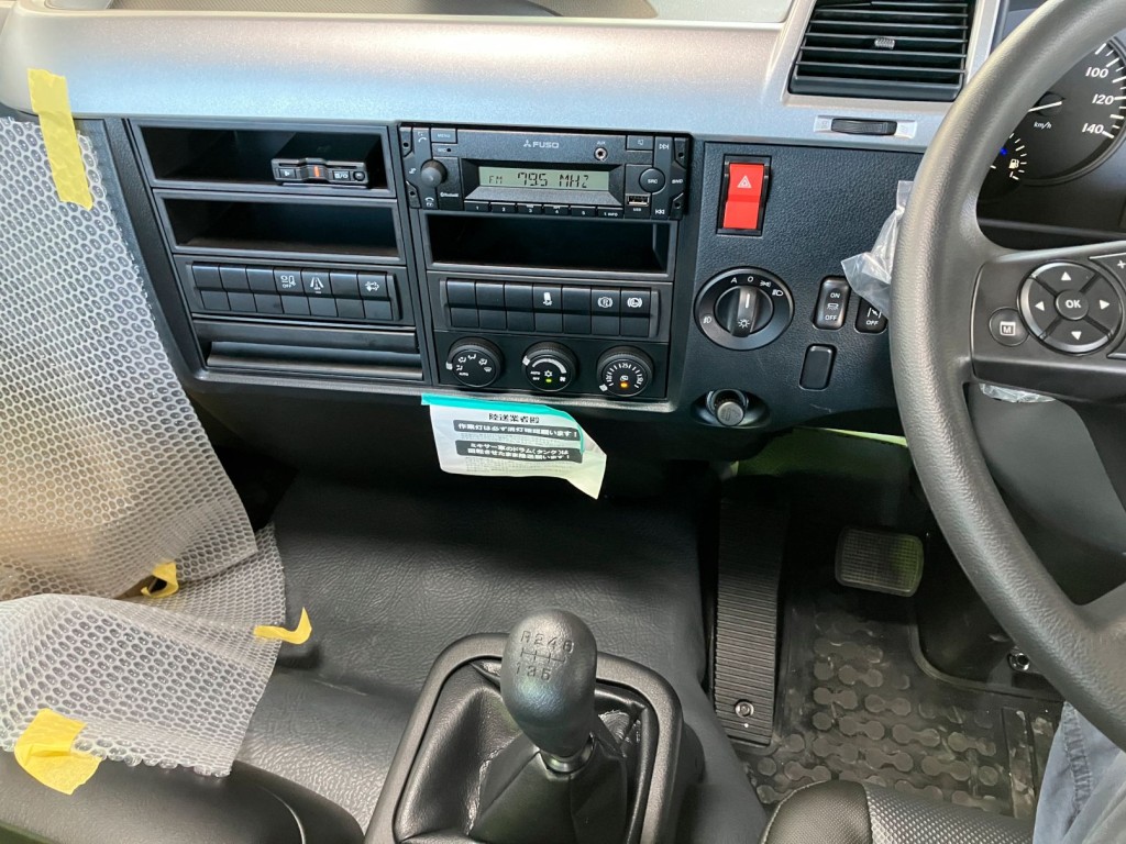 パネル周りの状態です。|三菱 ファイター 2KG-FK72F(2WD)の写真26