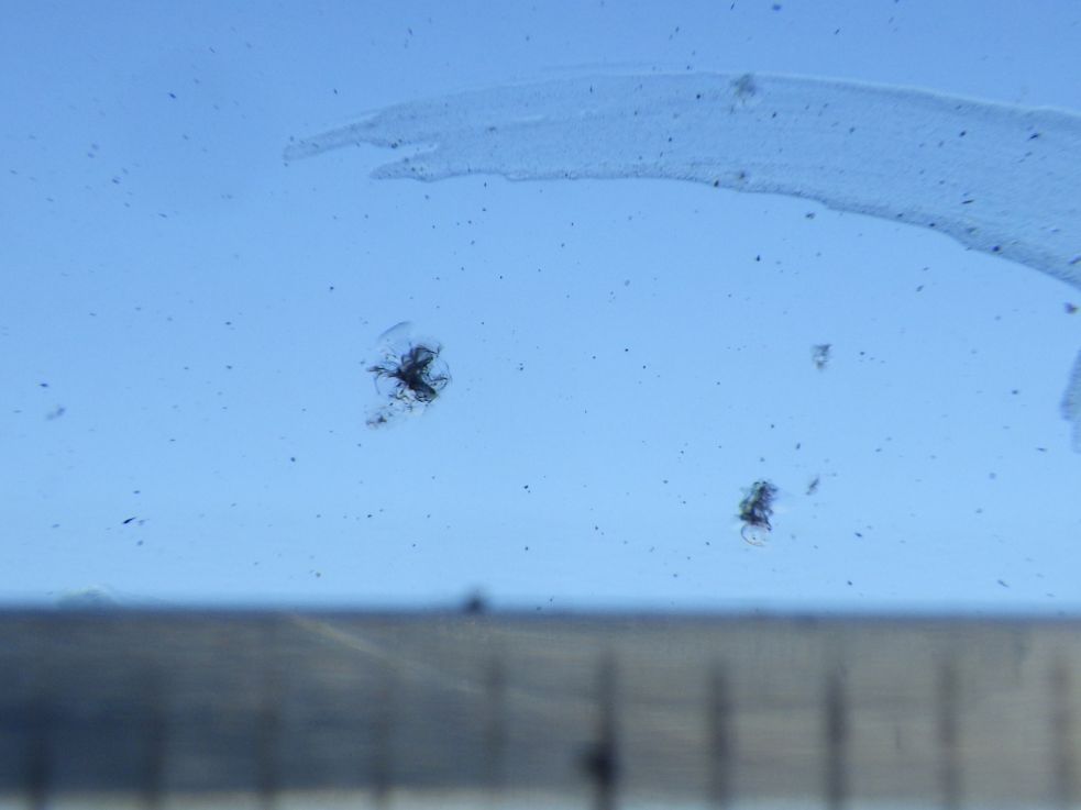 フロントパネルに小キズがあります。|ニッサンディーゼル コンドル BDG-PK37Cの写真18