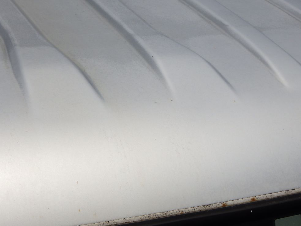 ルーフに色あせがあります。|ニッサンディーゼル コンドル BDG-PK37Cの写真31