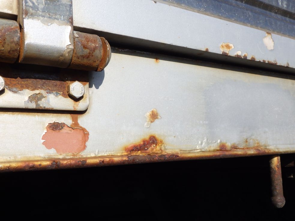 サイドレールにサビがあります。|ニッサンディーゼル コンドル BDG-PK37Cの写真34