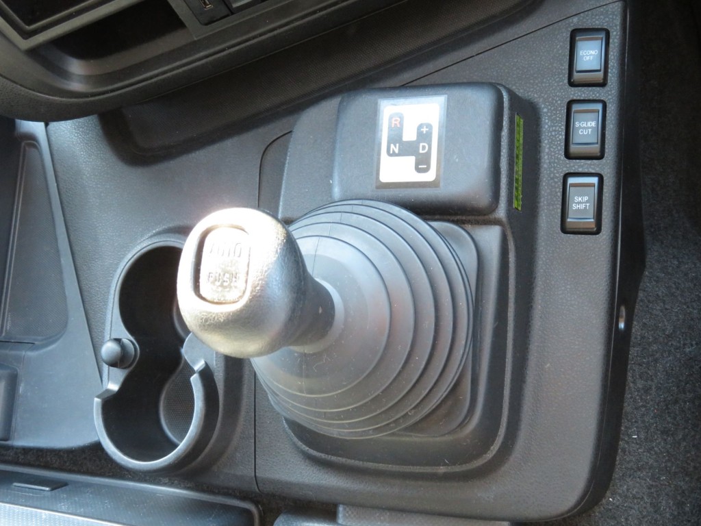 いすゞ ギガ 2PG-CYJ77Cの写真21