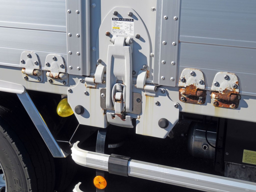 いすゞ ギガ 2PG-CYJ77Cの写真34