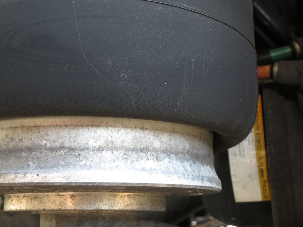 いすゞ ギガ 2PG-CYJ77Cの写真36