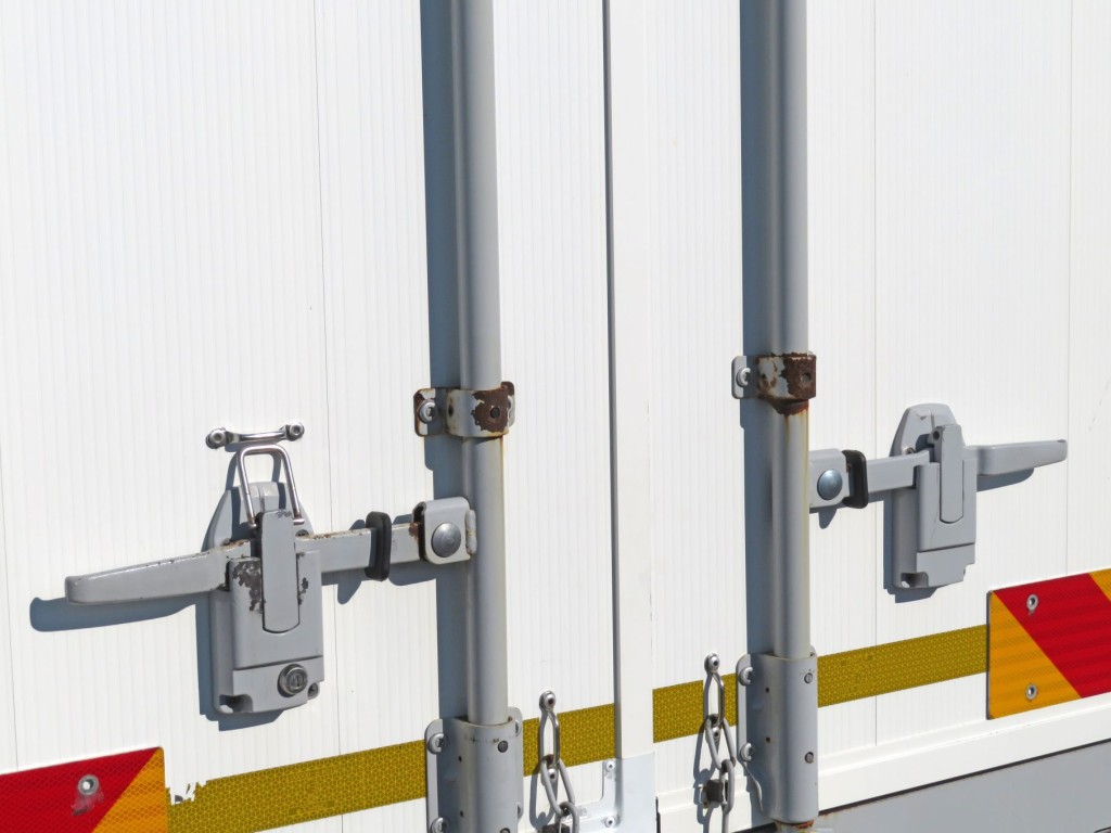 いすゞ ギガ 2PG-CYJ77Cの写真46