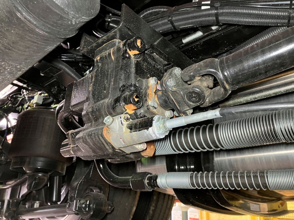 オイルポンプ付きです。|三菱 スーパーグレート 2RG-FP84VDRの写真19