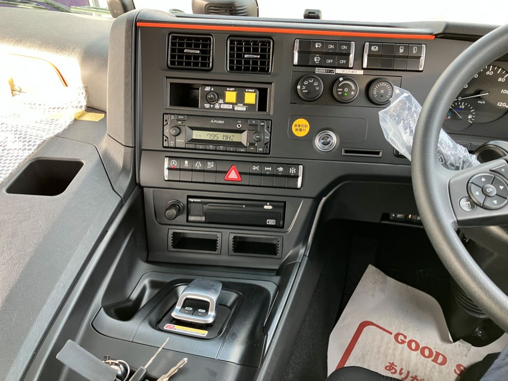 パネル周りの状態です。|三菱 スーパーグレート 2RG-FP84VDRの写真23