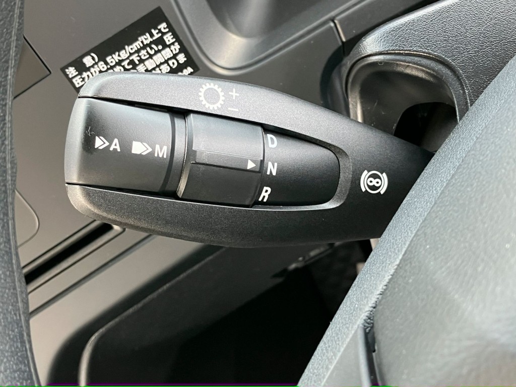 シフトパイロット・2ペダルです。|三菱 スーパーグレート 2RG-FP84VDRの写真32