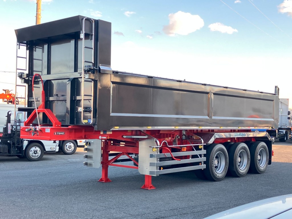 ボデー色はグレーメタリックです。|東邦  TF36H2C3改の写真3