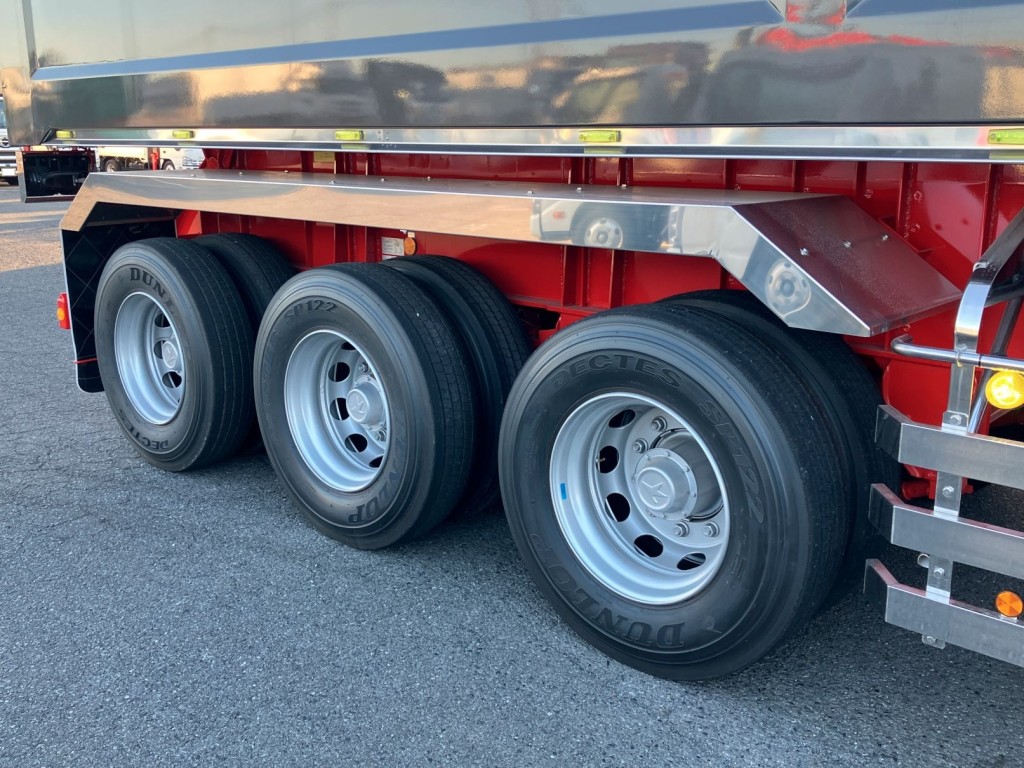 リヤフェンダーはステンレス製です。|東邦  TF36H2C3改の写真20