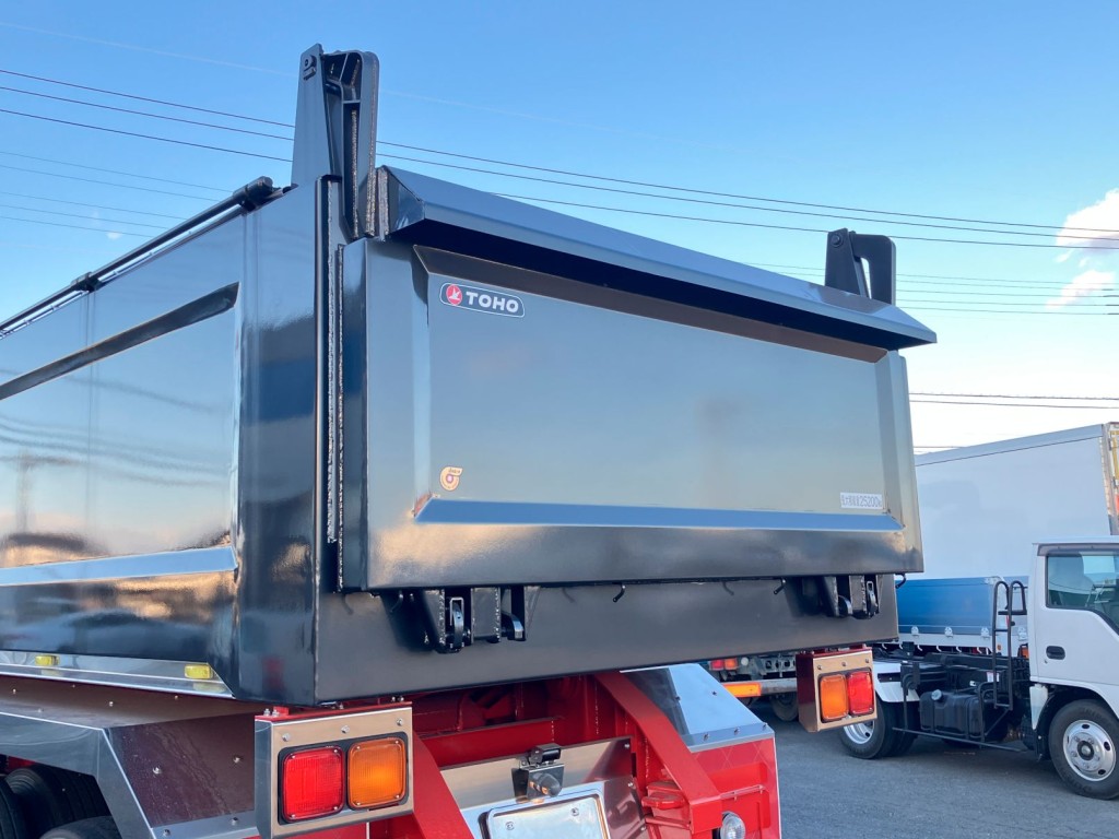 リヤゲートに砂切りが付いています。|東邦  TF36H2C3改の写真24