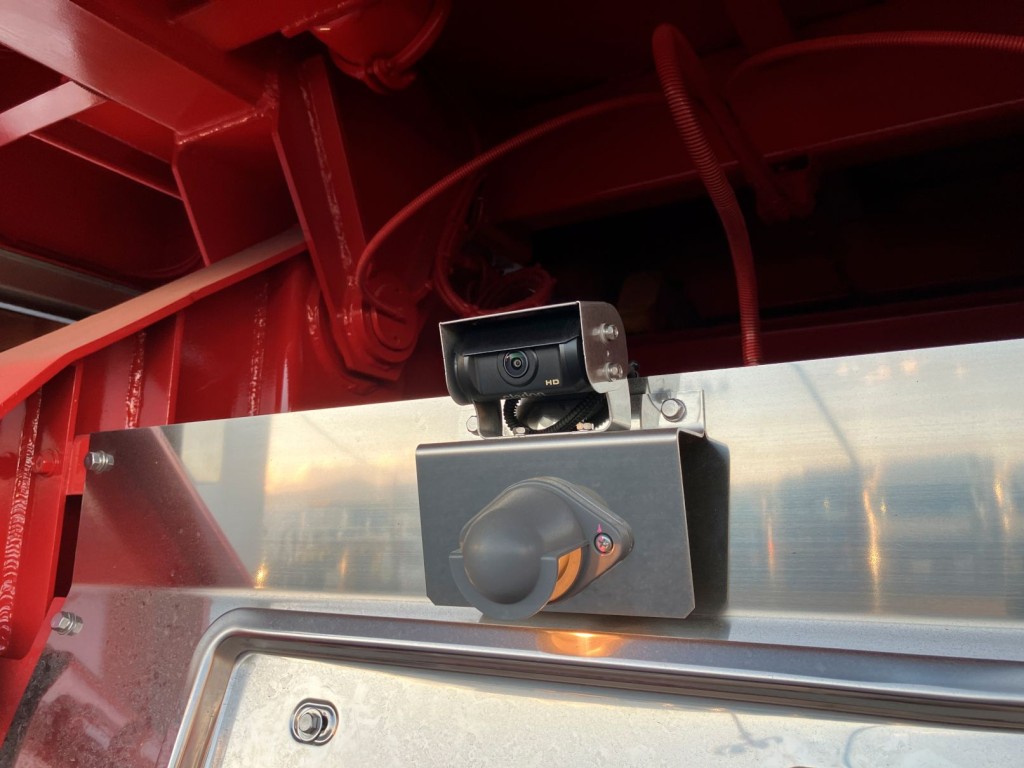 バックカメラ付きです。|東邦  TF36H2C3改の写真26