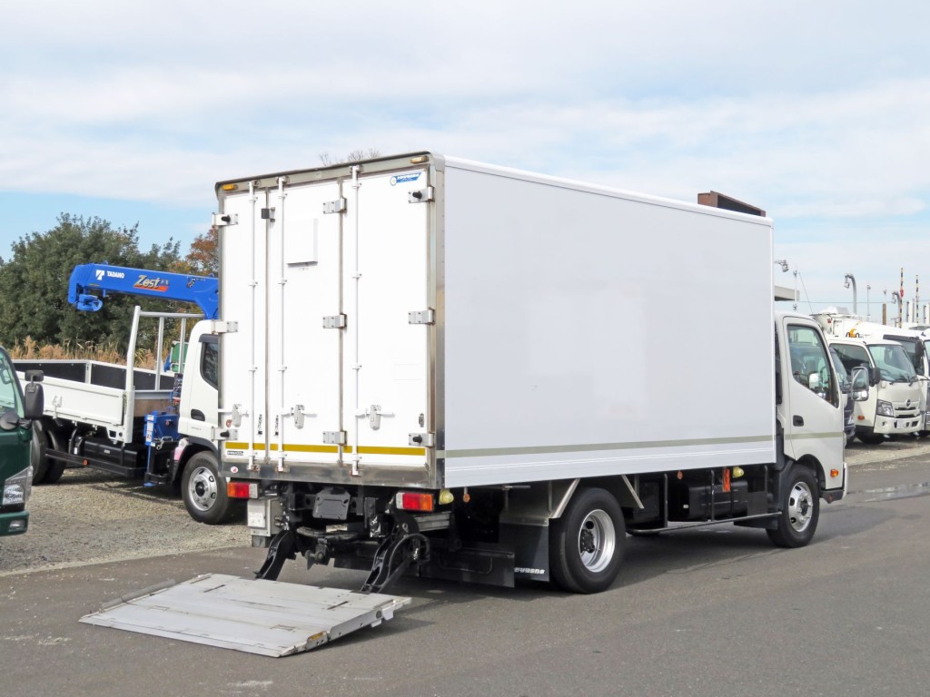 日野 デュトロ TKG-XZU710M(2WD)の写真4