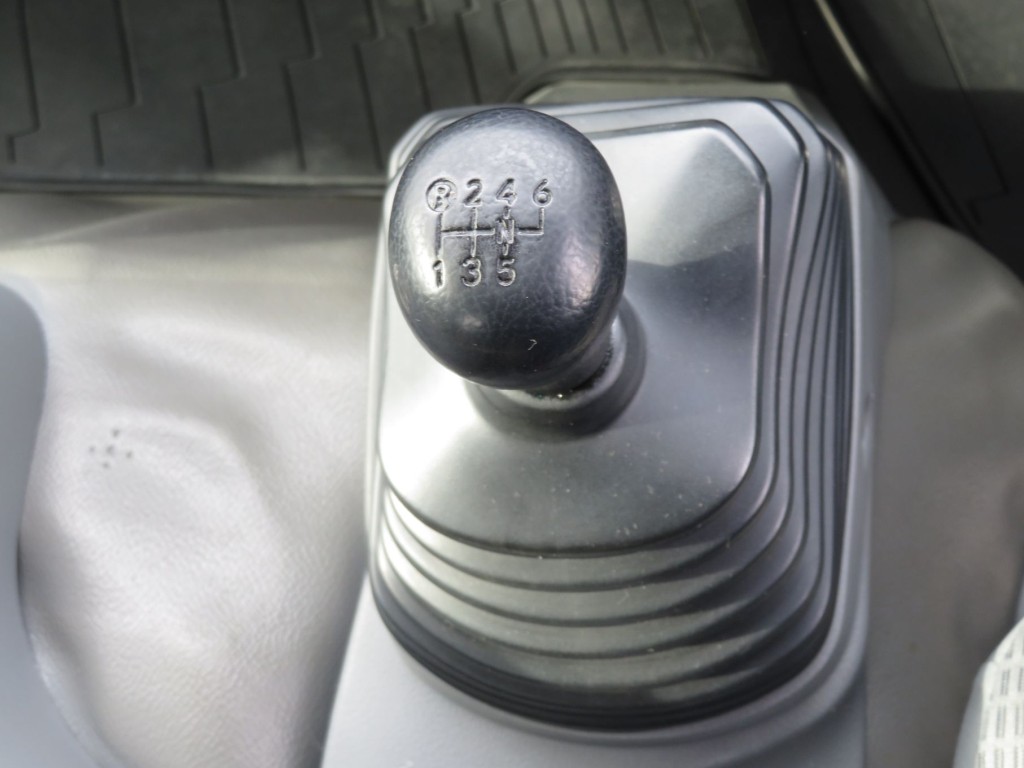 日野 デュトロ TKG-XZU710M(2WD)の写真22