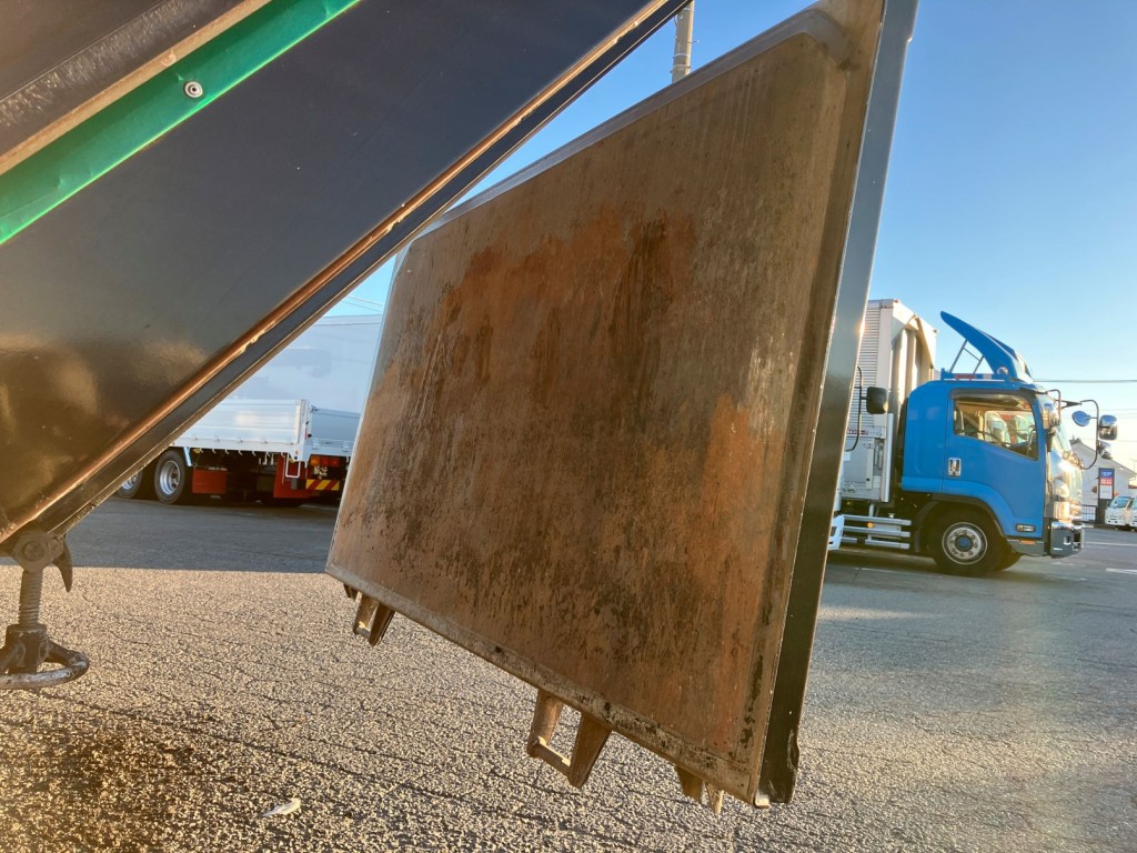 リヤゲート裏側の状態です。|日野 プロフィア QPG-FS1APEAの写真15