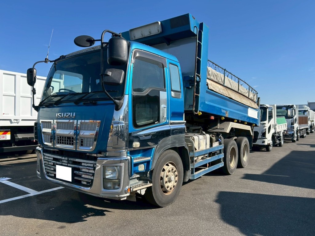 いすゞ ギガ LKG-CXZ77ATの写真1