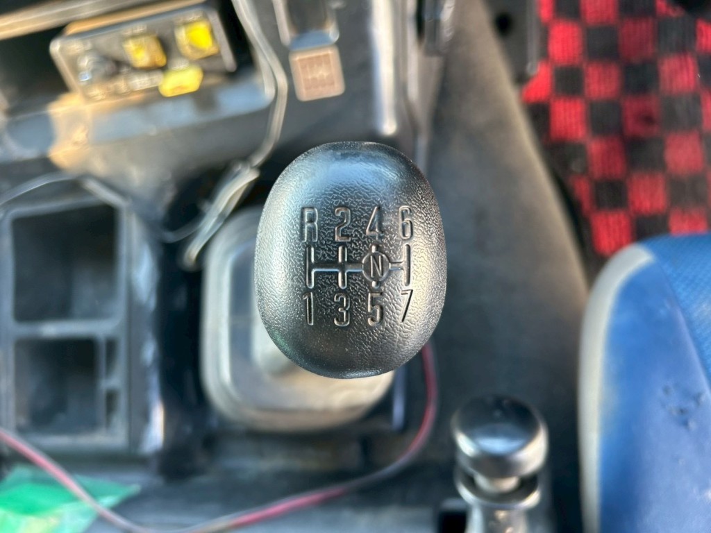 いすゞ ギガ LKG-CXZ77ATの写真6