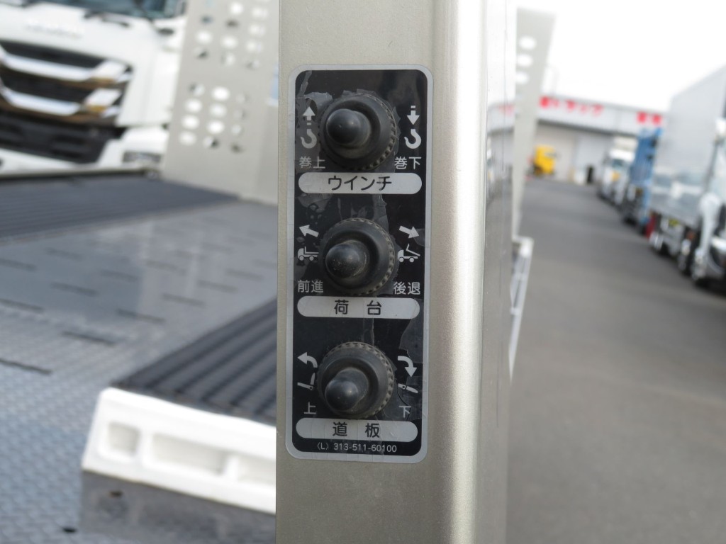 三菱 キャンター 2RG-FEB80(2WD)の写真16