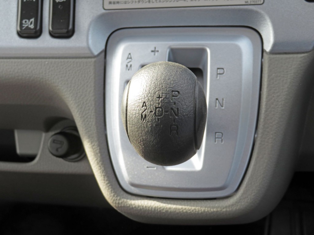 三菱 キャンター 2RG-FEB80(2WD)の写真23