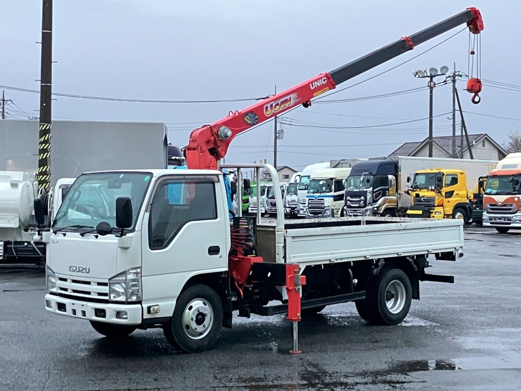 いすゞ エルフ TKG-NKR85AR(2WD)の写真1