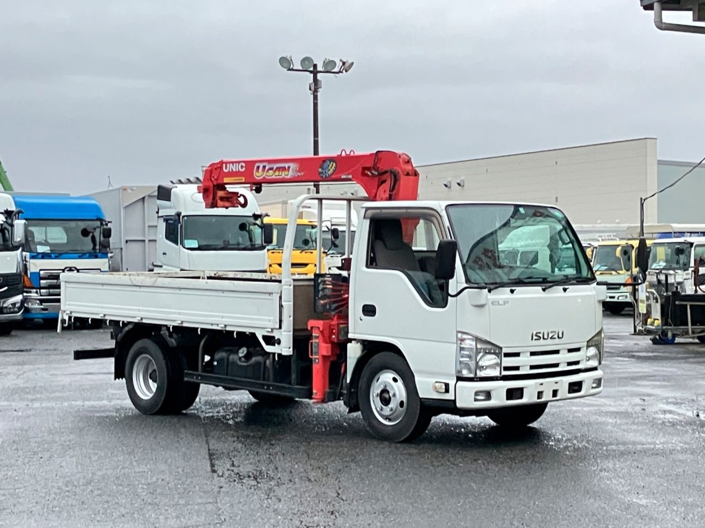 いすゞ エルフ TKG-NKR85AR(2WD)の写真2