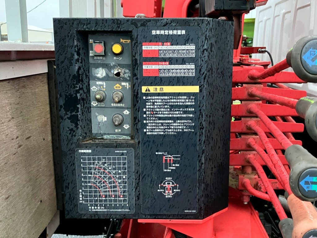 いすゞ エルフ TKG-NKR85AR(2WD)の写真11