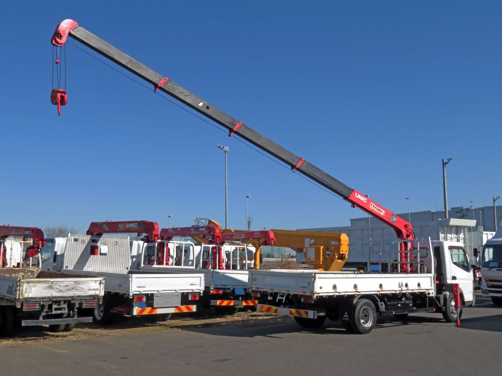 三菱 キャンター TKG-FEB90(2WD)の写真4