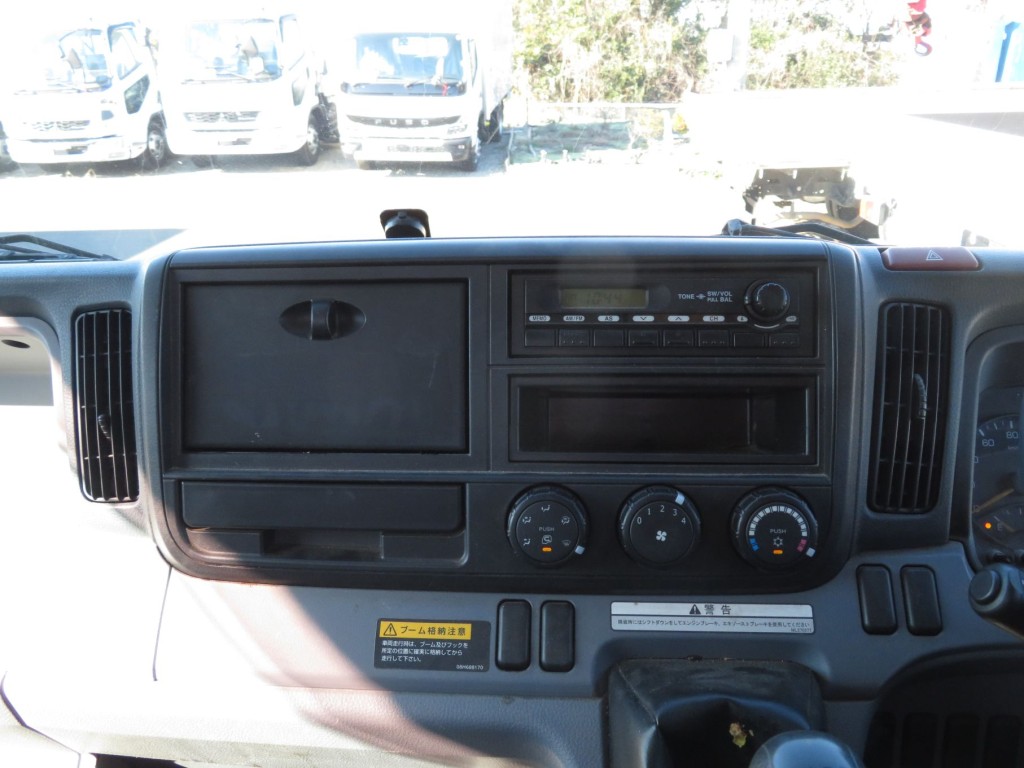 三菱 キャンター TKG-FEB90(2WD)の写真27