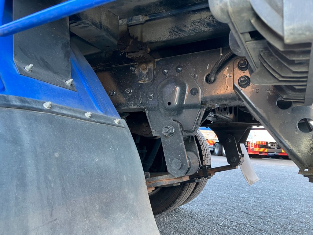 シャシの状態です。|マツダ ダイナ TPG-LJR85AD(2WD)の写真6