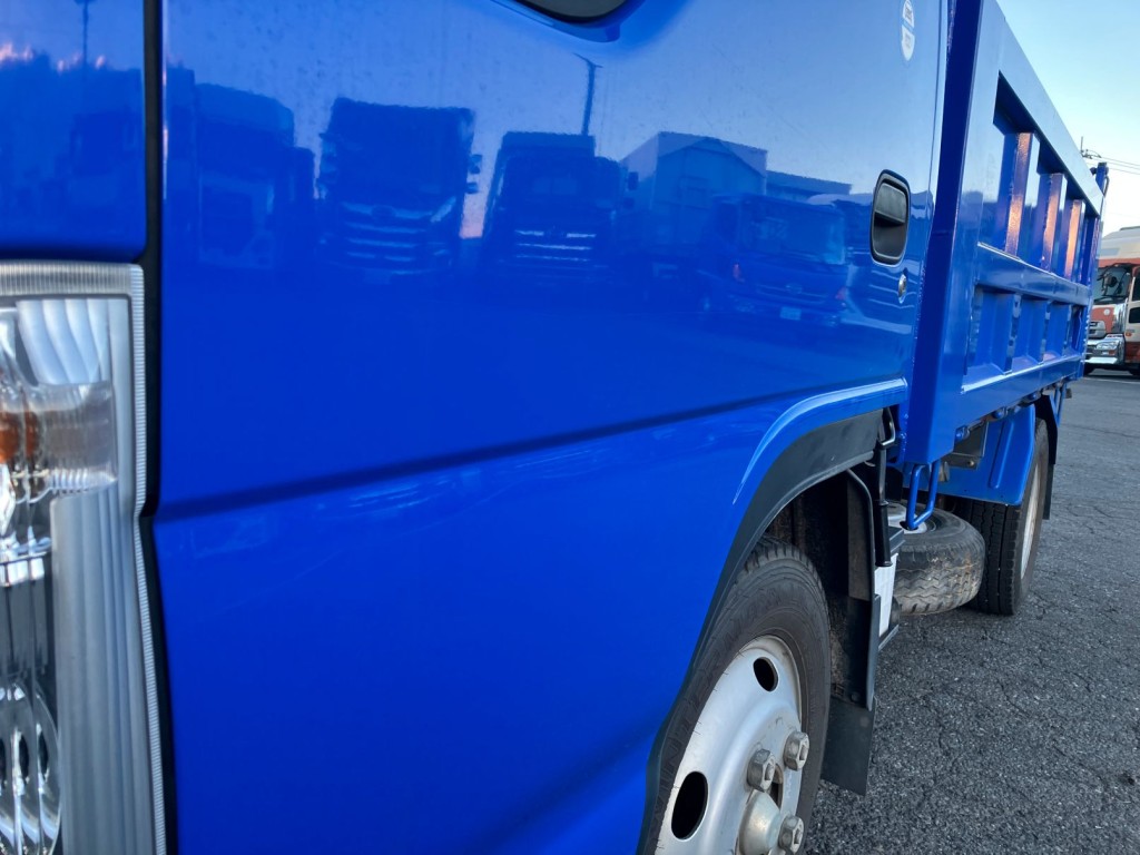 助手席側ドアに擦れがあります。|マツダ ダイナ TPG-LJR85AD(2WD)の写真26