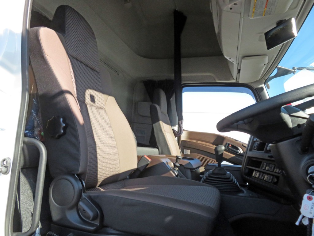 いすゞ ギガ 2PG-CYJ77Dの写真6