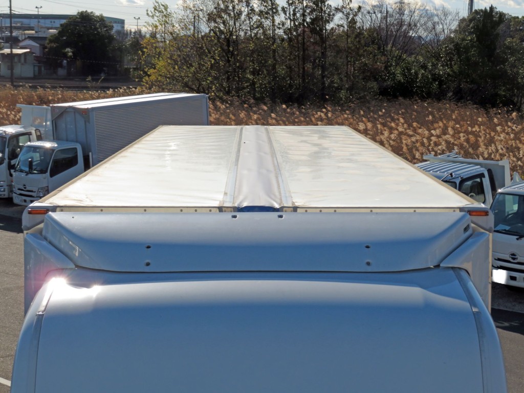 いすゞ ギガ 2PG-CYJ77Dの写真21