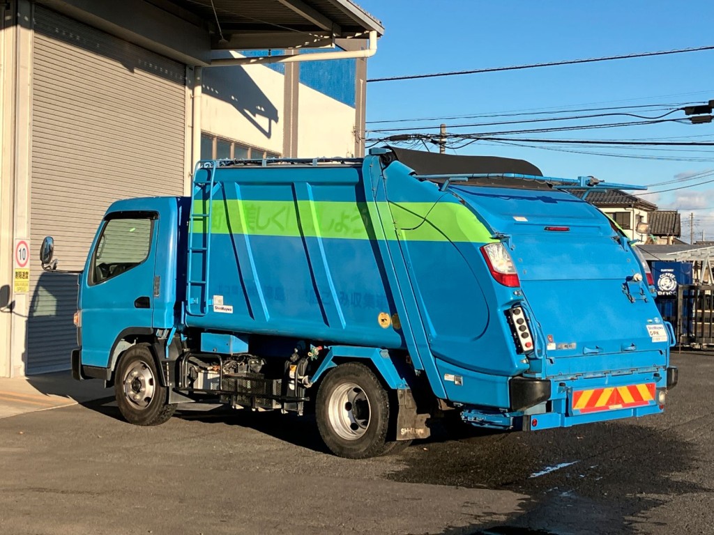 三菱 キャンター 2PG-FEB90(2WD)の写真3