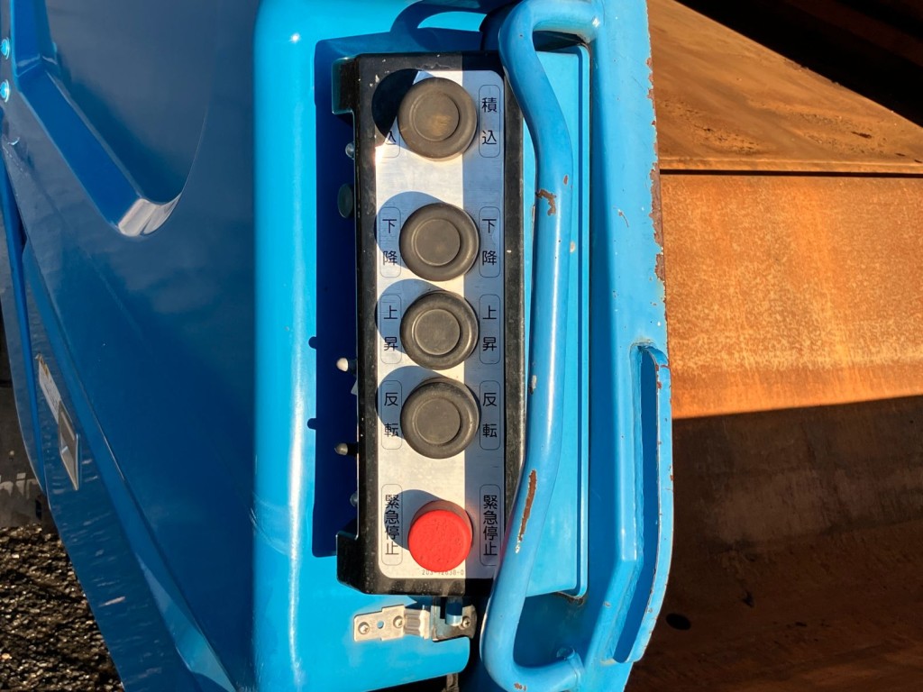 三菱 キャンター 2PG-FEB90(2WD)の写真10