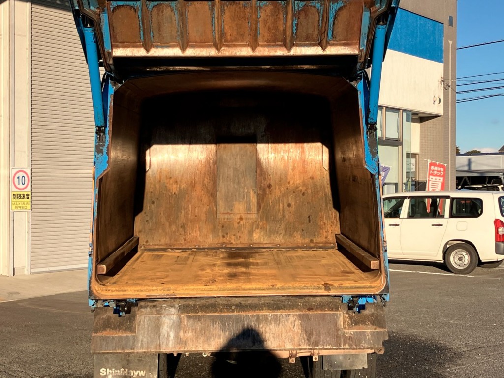 三菱 キャンター 2PG-FEB90(2WD)の写真12