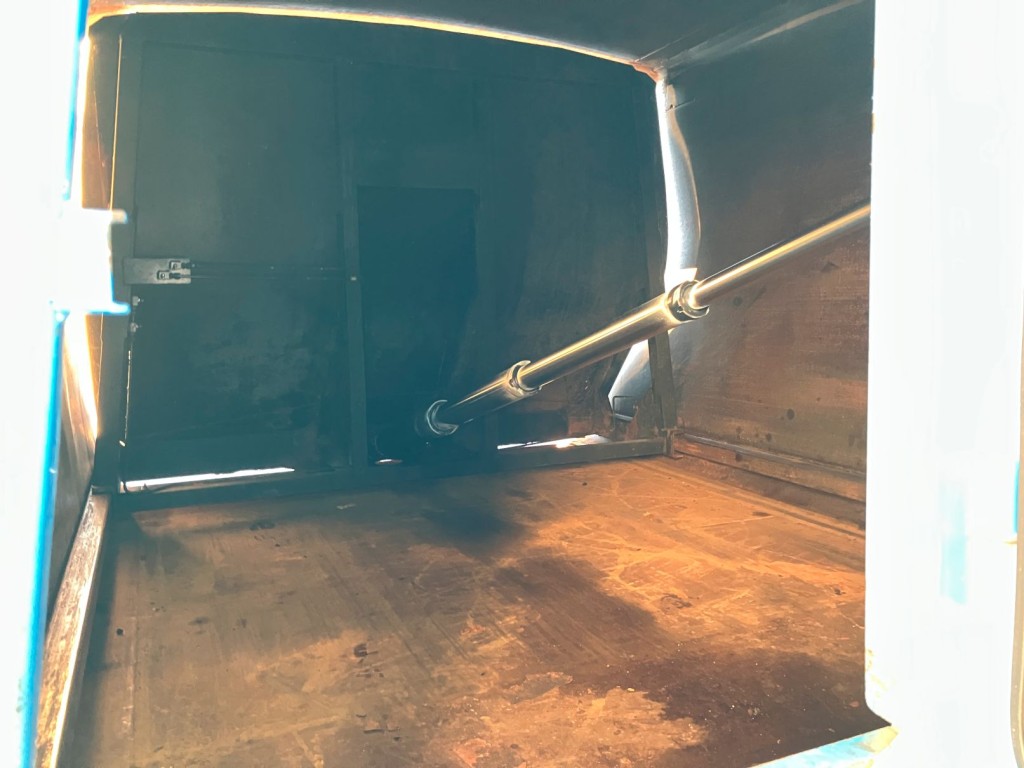 三菱 キャンター 2PG-FEB90(2WD)の写真15