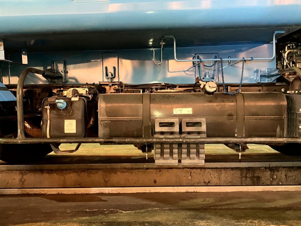 三菱 キャンター 2PG-FEB90(2WD)の写真16