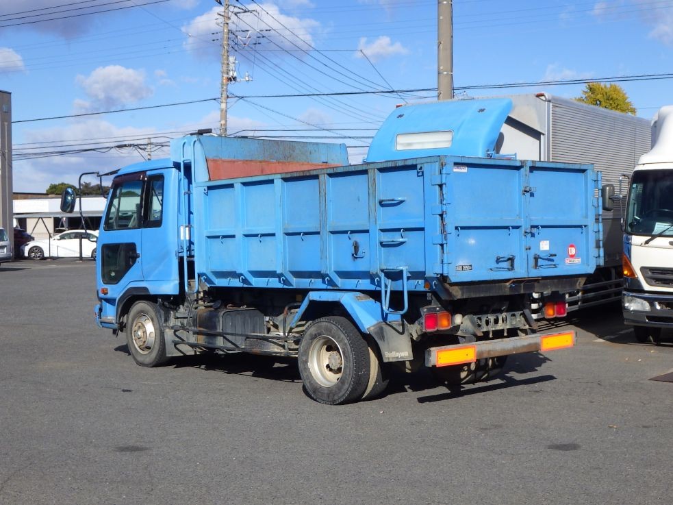 ニッサンディーゼル コンドル PB-MK36A(2WD)の写真3