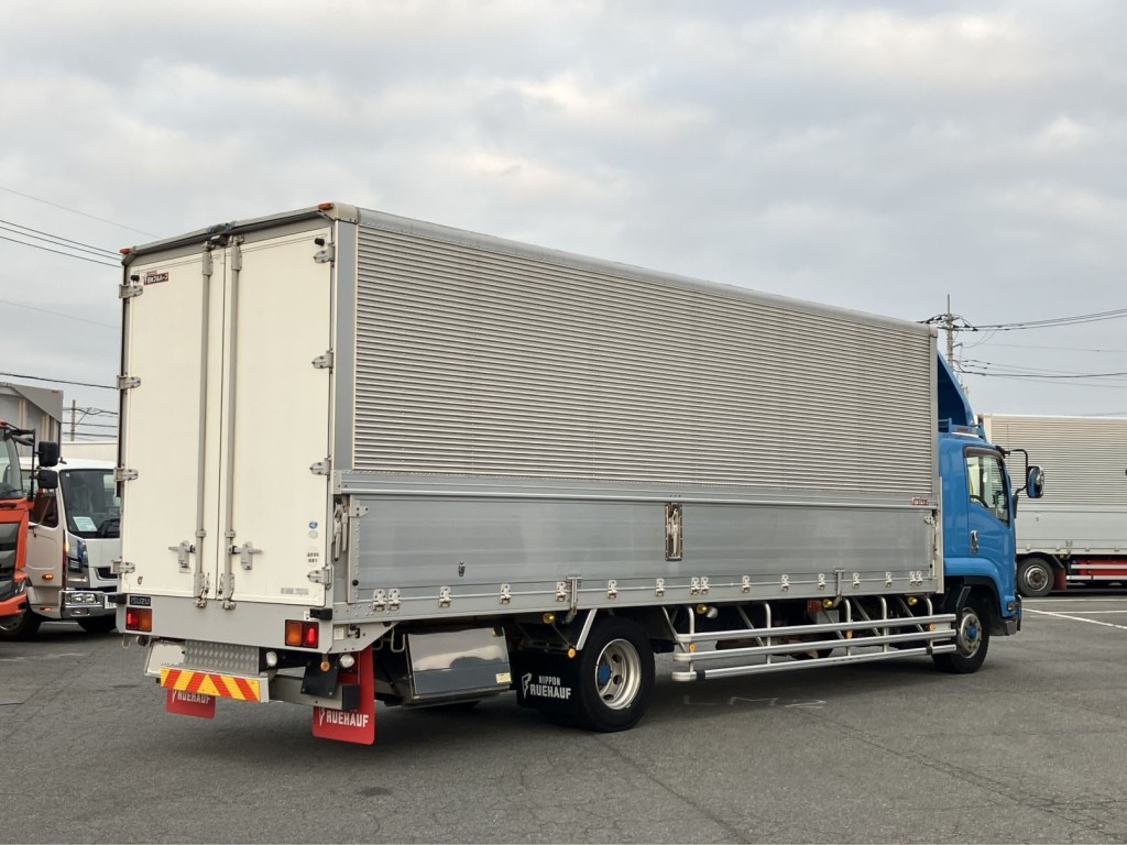 いすゞ フォワード LKG-FTR90S2の写真4