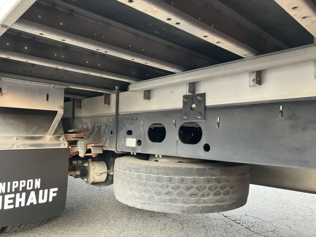 いすゞ フォワード LKG-FTR90S2の写真7