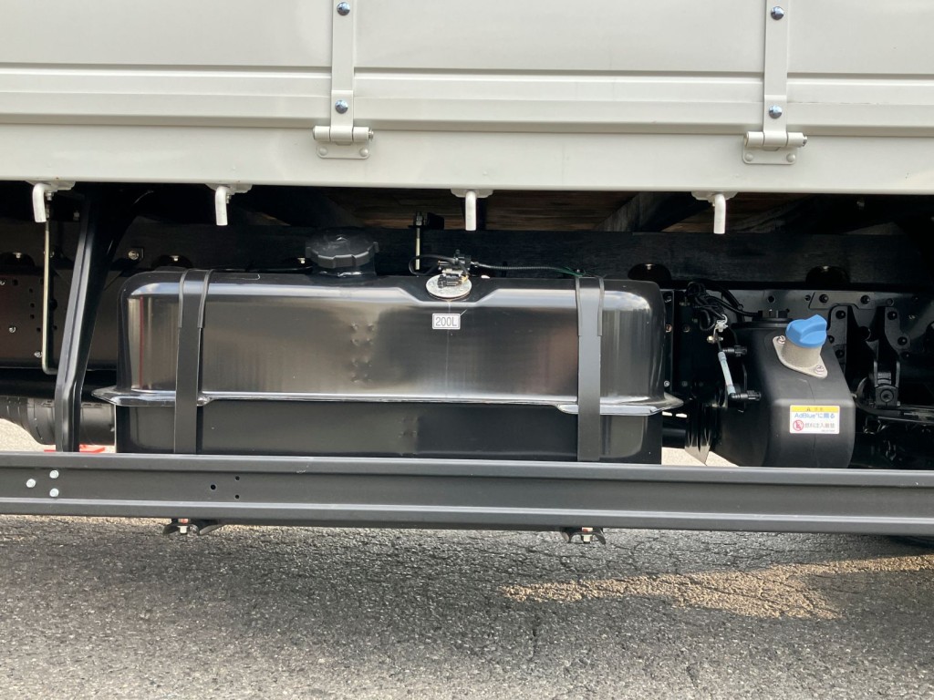 燃料タンクは200Lです。|三菱 ファイター 2KG-FK62F(2WD)の写真15