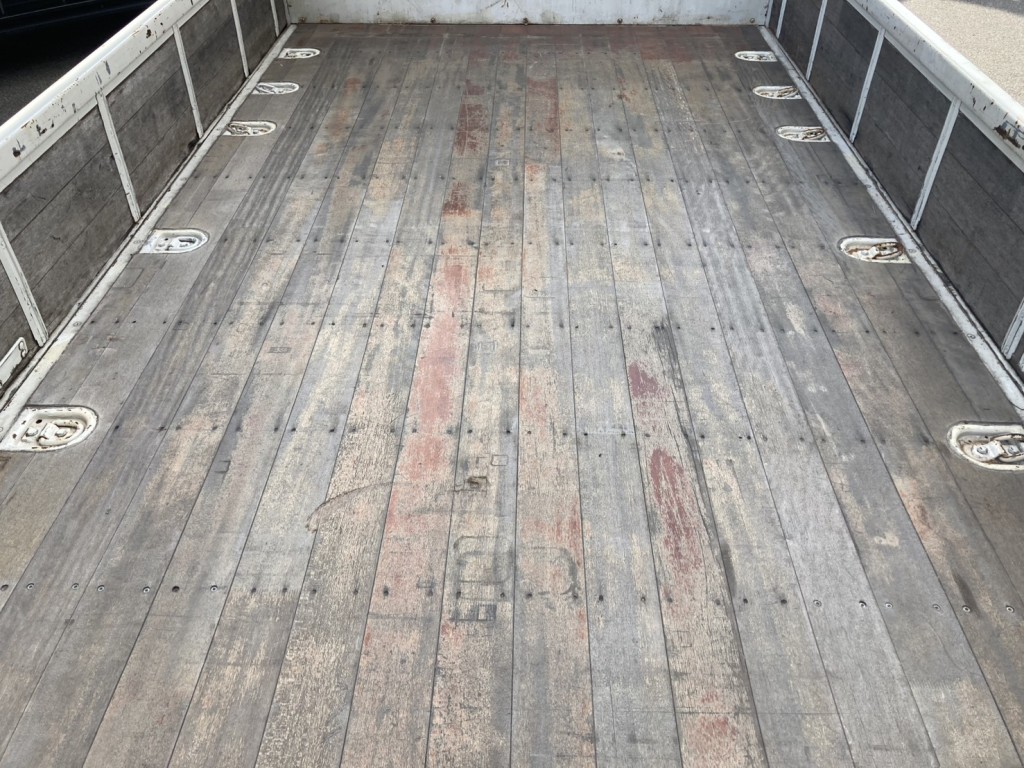 いすゞ フォワード LPG-FTR90S2の写真19