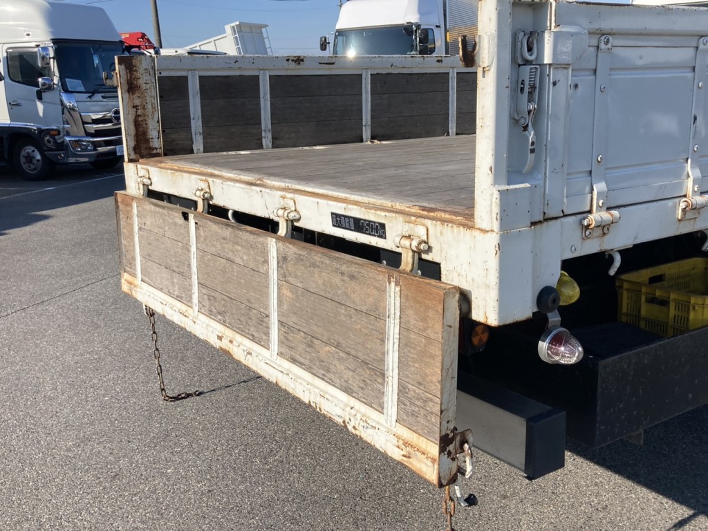 いすゞ フォワード LPG-FTR90S2の写真21